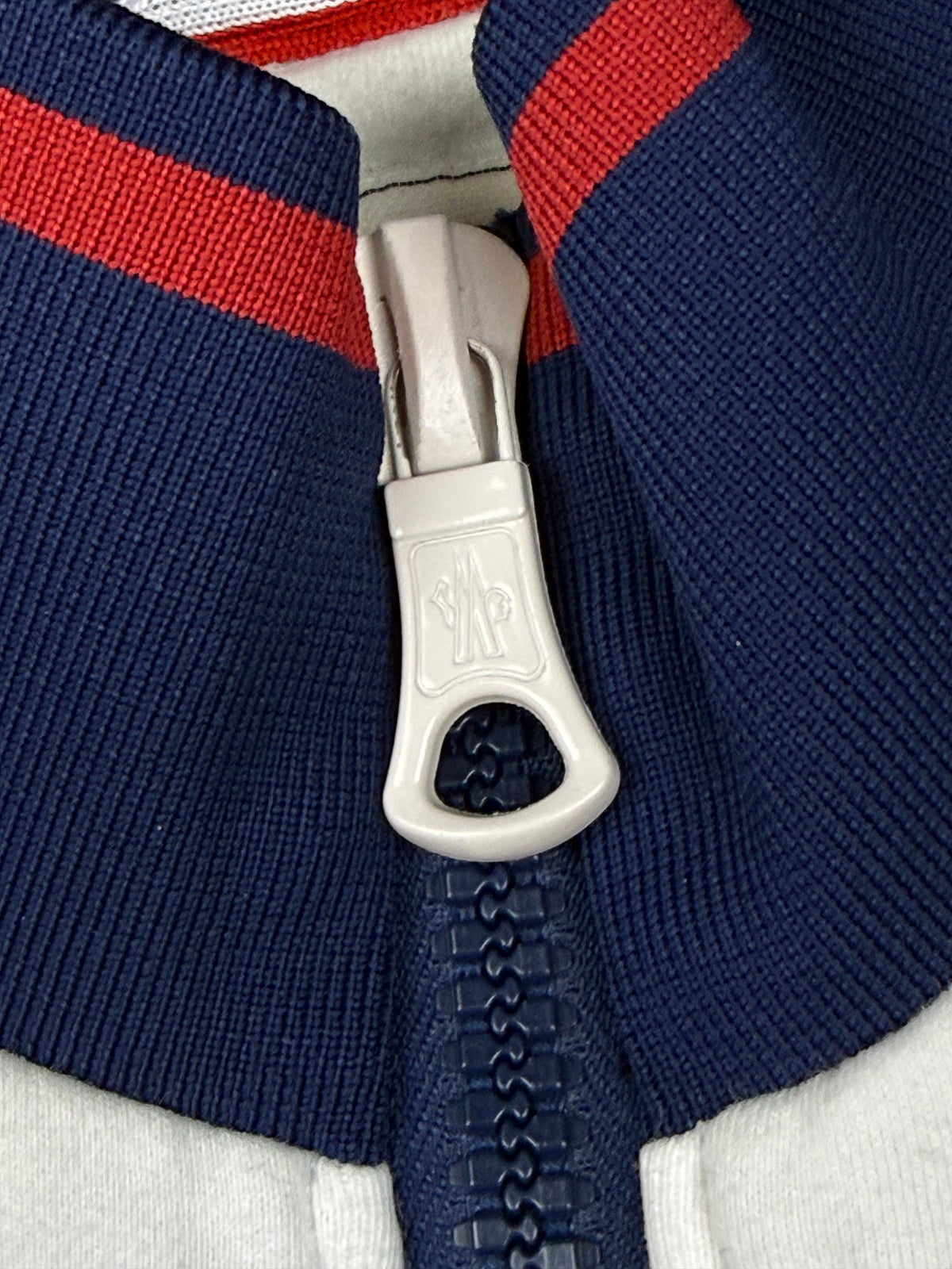vintage Moncler sweatjacket {XL}