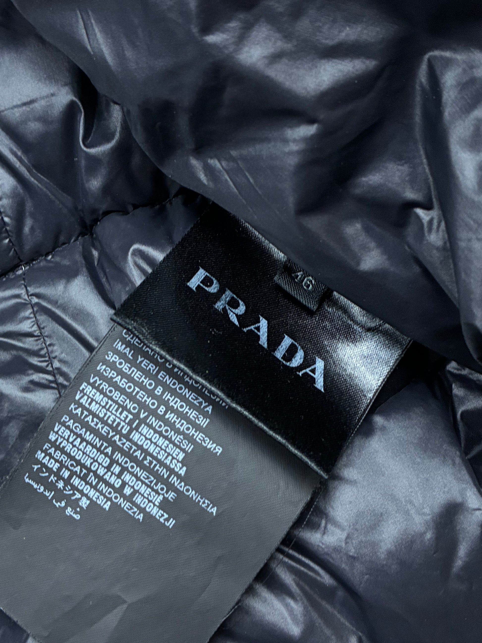 vintage Prada pufferjacket {S}