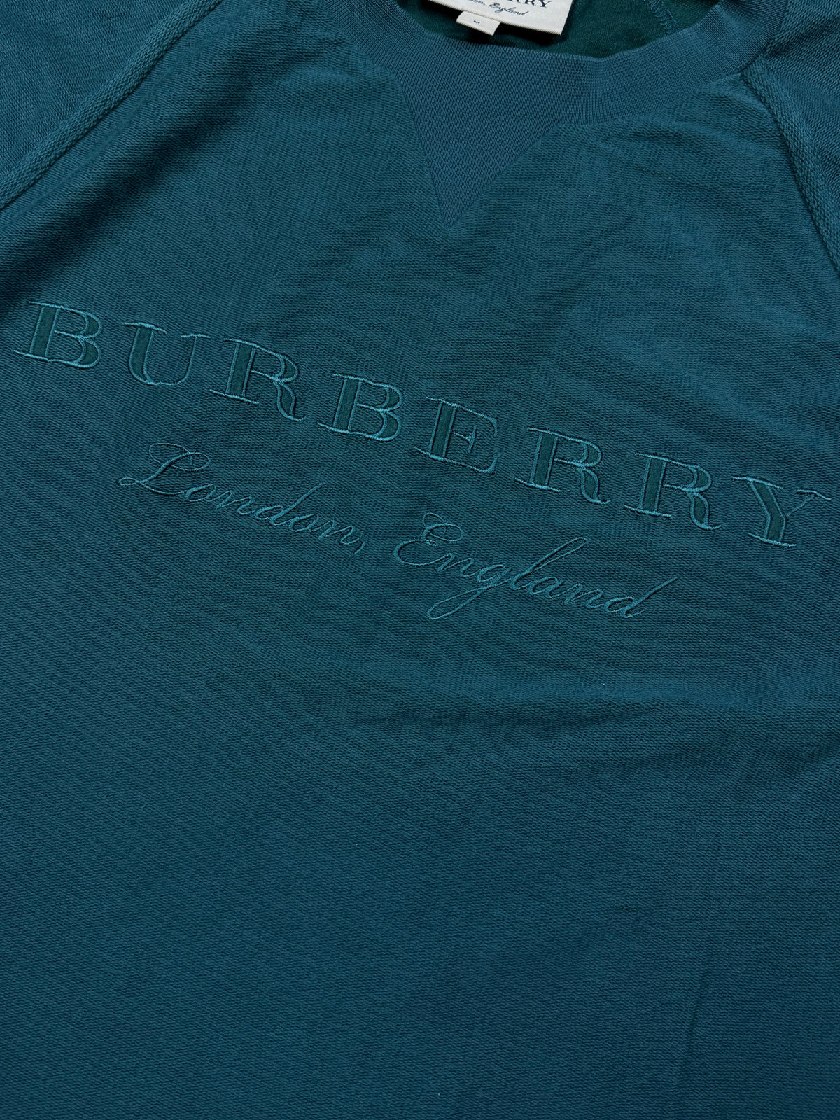 vintage Burberry sweater {M}