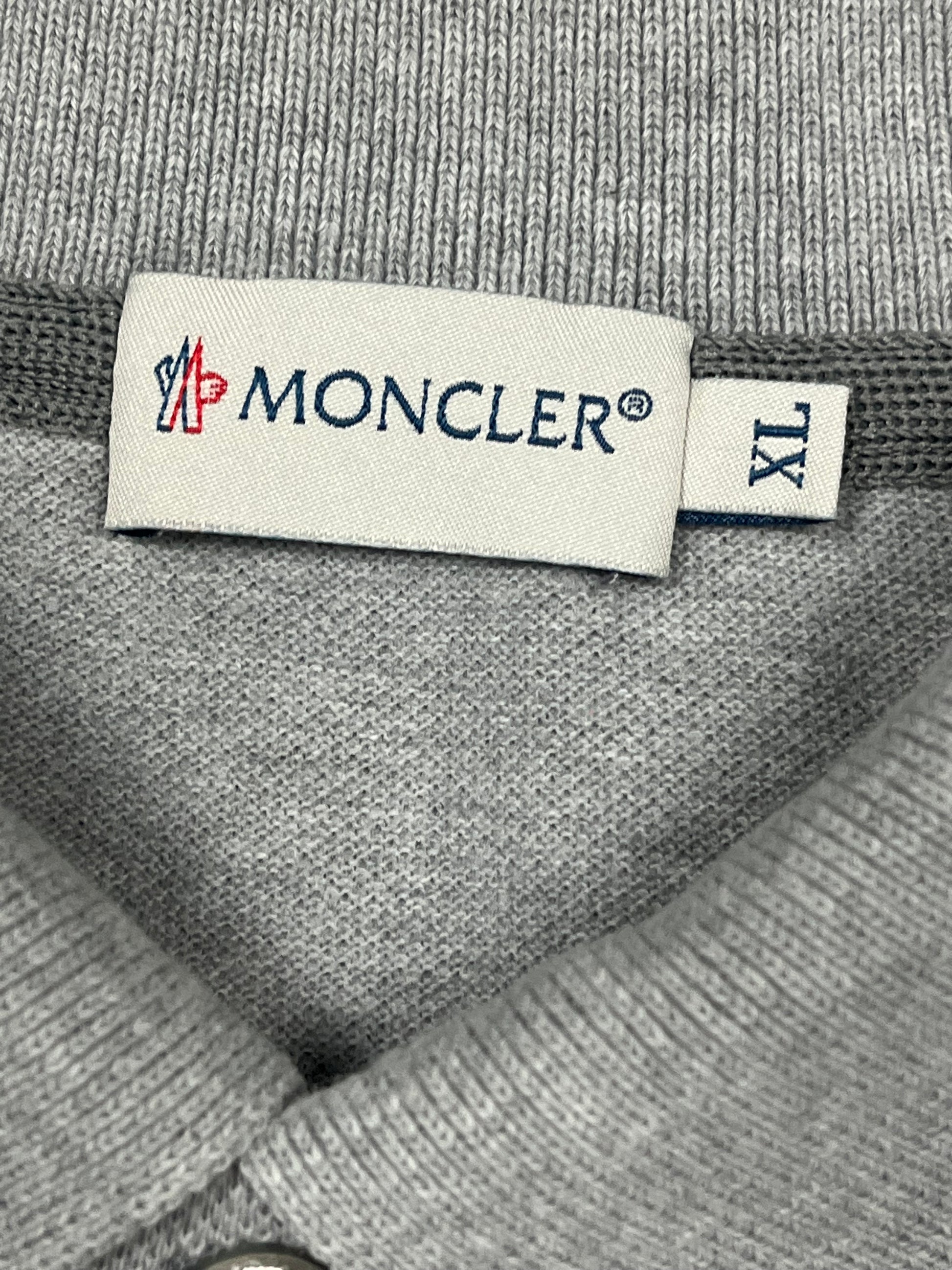 vintage Moncler polo {L}