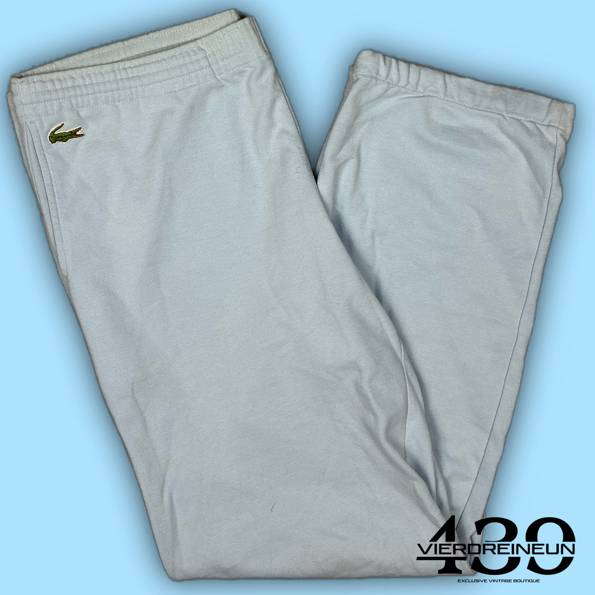 vintage babyblue Lacoste joggingpants {M}