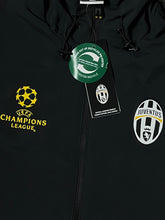 Cargar imagen en el visor de la galería, black Adidas Juventus Turin windbreaker DSWT {M}
