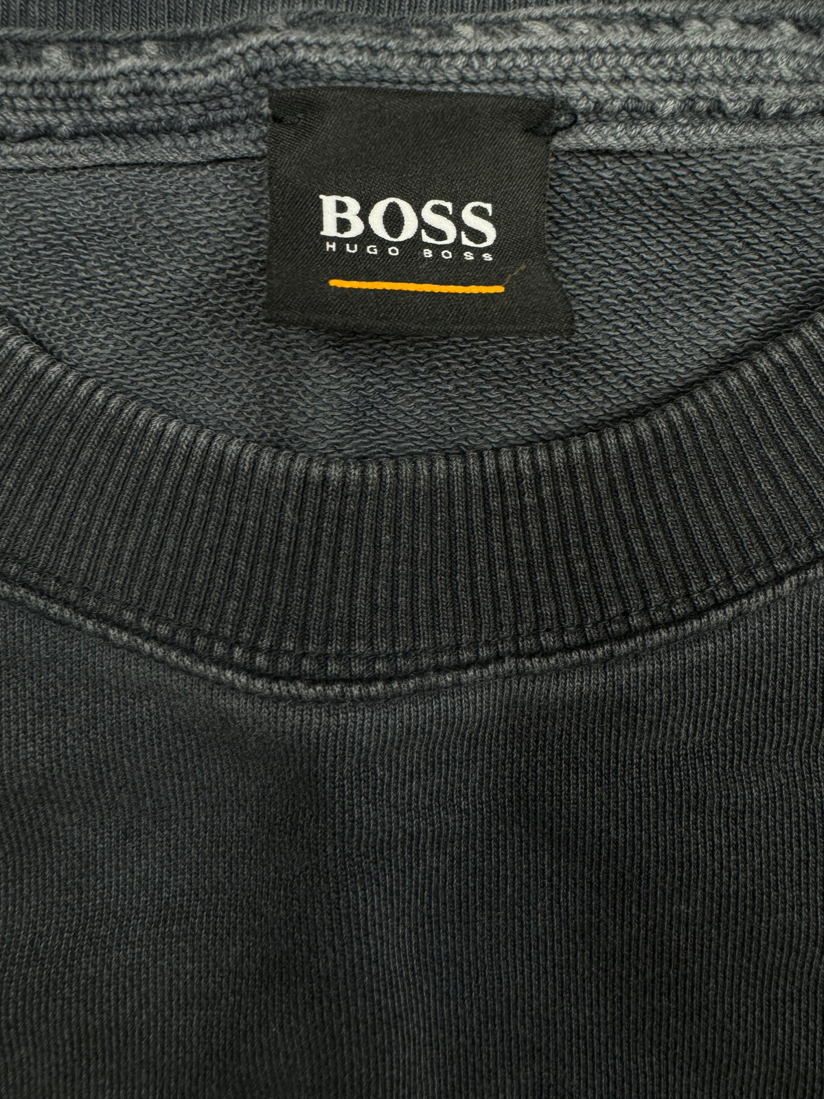 vintage Hugo Boss sweater {M}