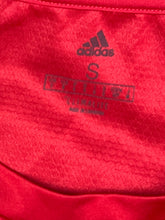 Load image into Gallery viewer, red Adidas Manchester United 2019-2020 home jersey {S}

