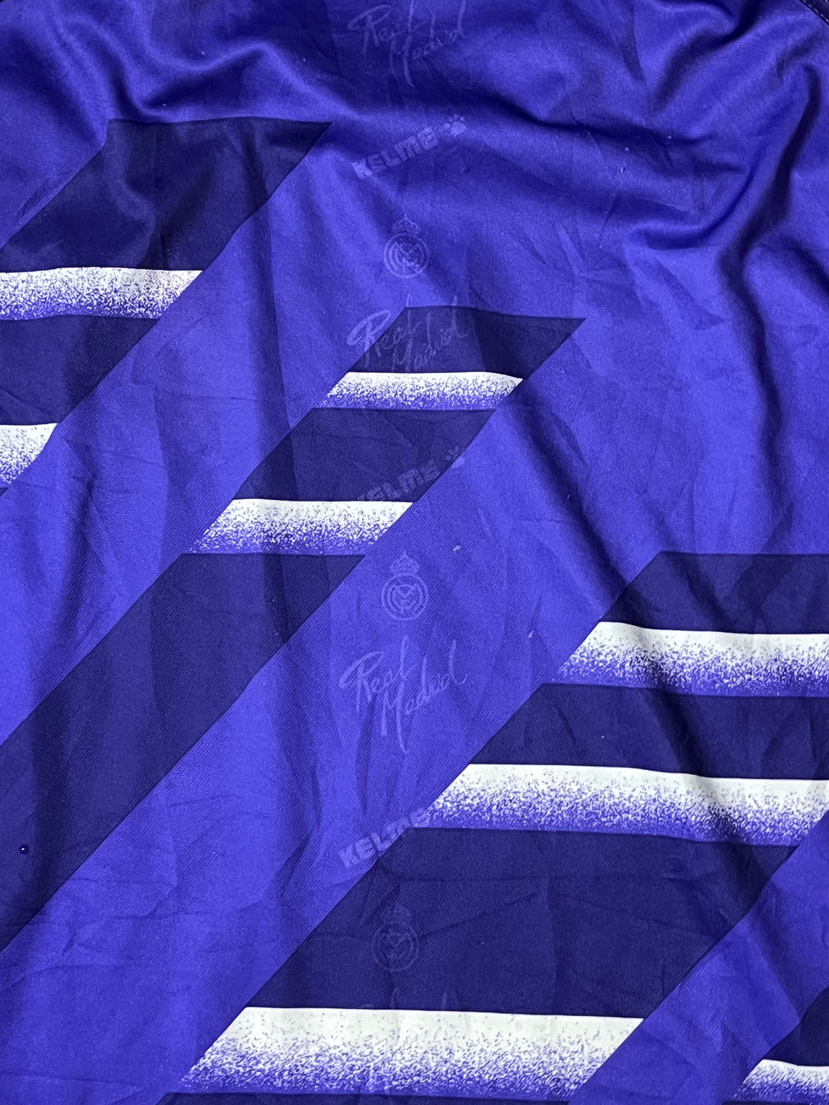vintage Kelme Real Madrid 1996-1997 away jersey {L-XL}