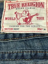 Lade das Bild in den Galerie-Viewer, vintage True Religion jeans {M-L}
