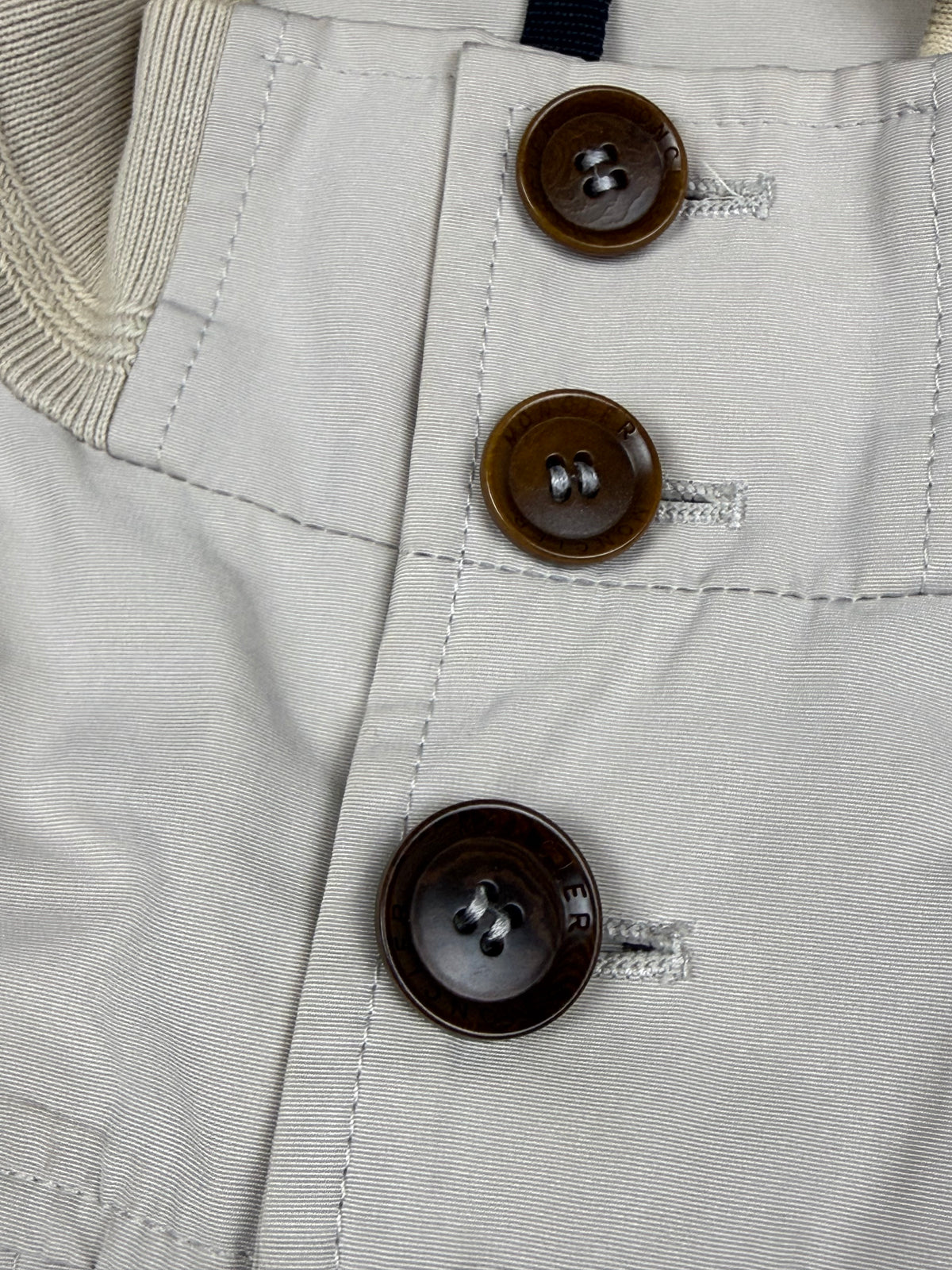 vintage Moncler windbreaker {M}
