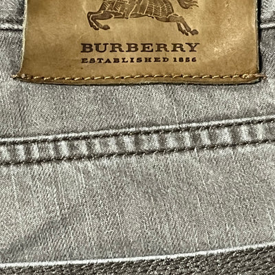 vintage Burberry jeans {M}