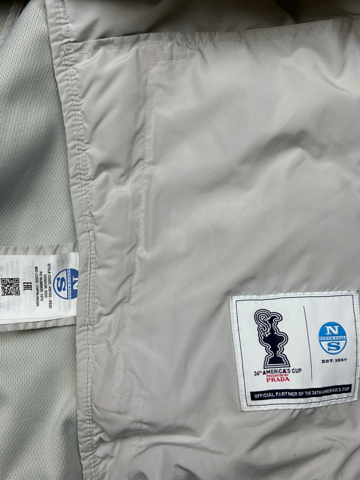 vintage Prada Americas Cup 36 x North Sails vest {XL}