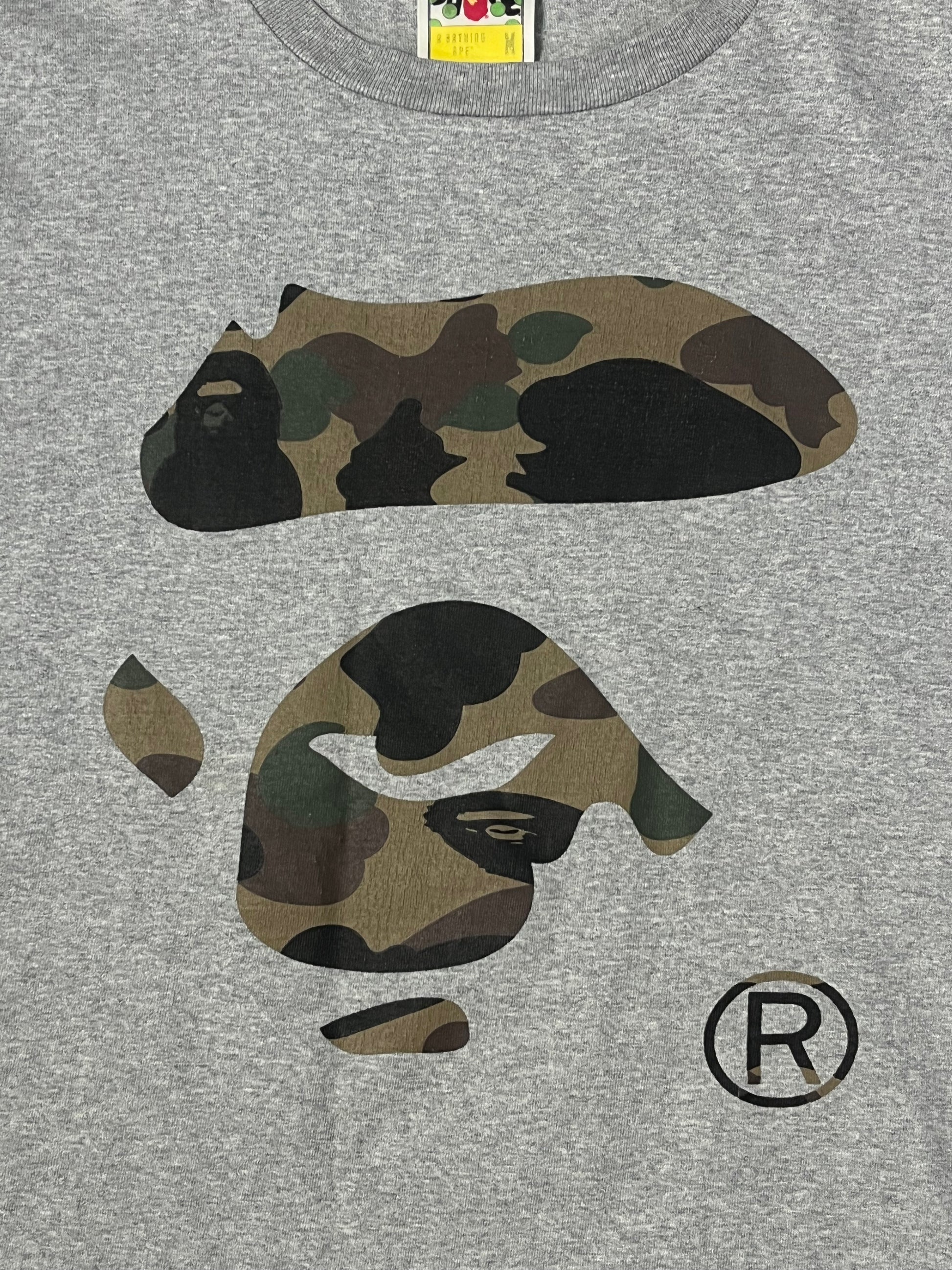 vintage BAPE a bathing ape t-shirt {M}