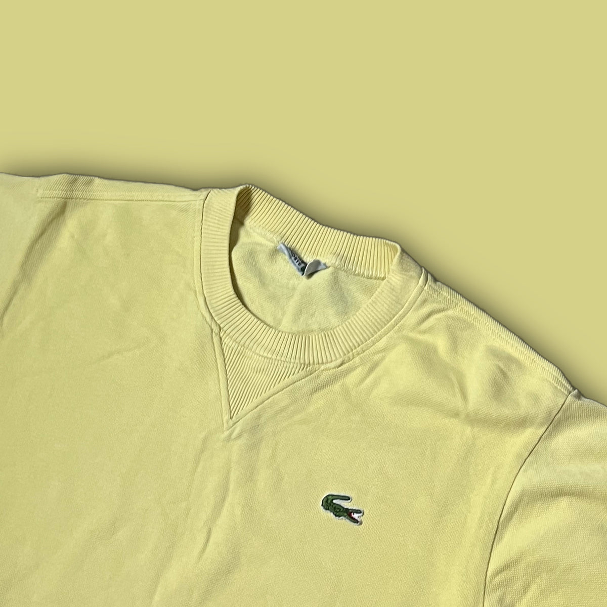 vintage Lacoste sweater {S}