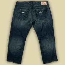 Lade das Bild in den Galerie-Viewer, vintage True Religion jeans {XL}
