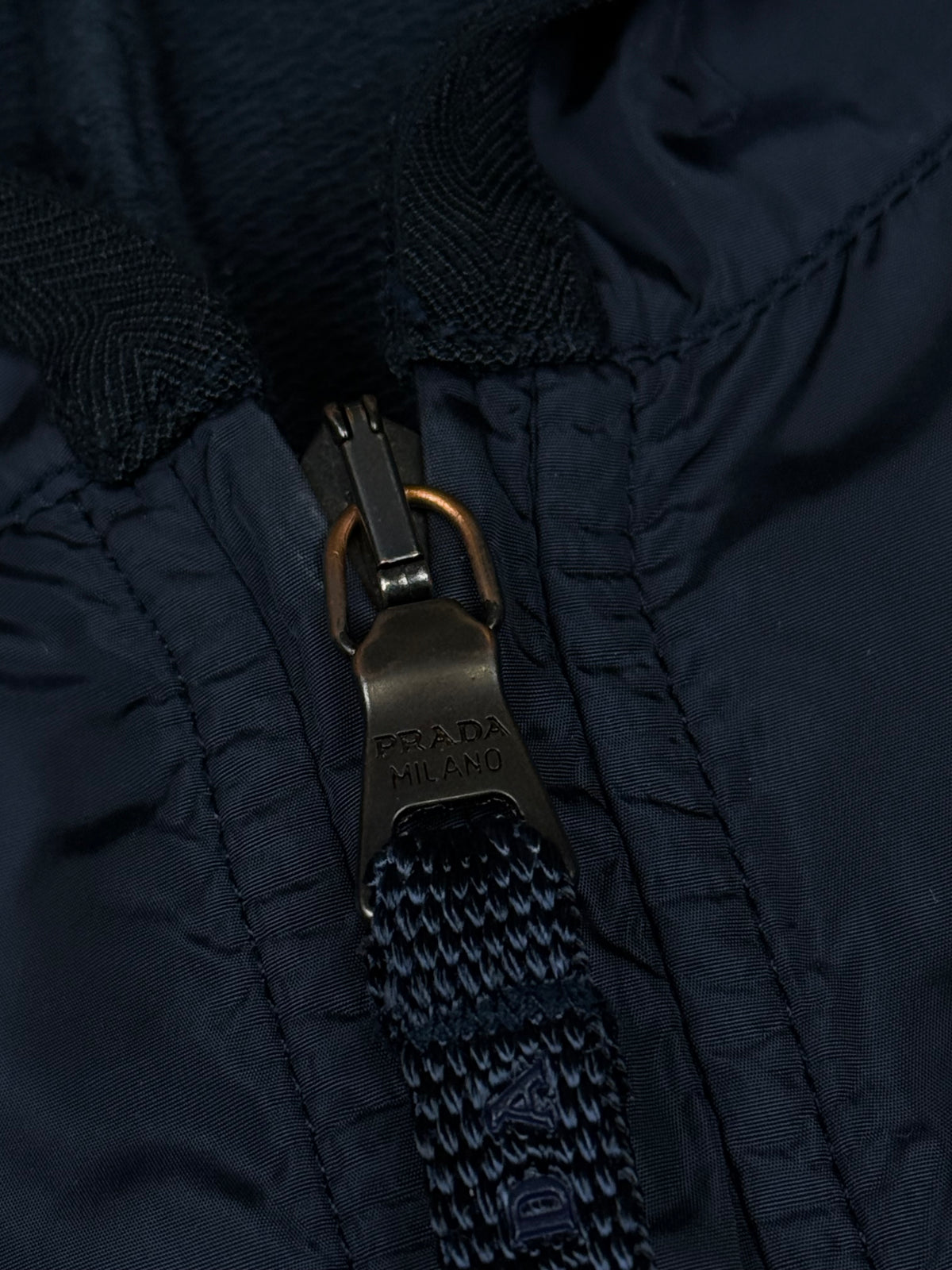 vintage Prada sweatjacket {XL}