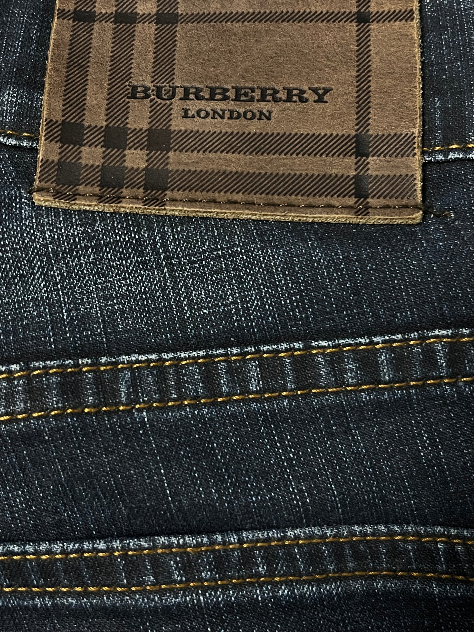 vintage Burberry jeans {M}