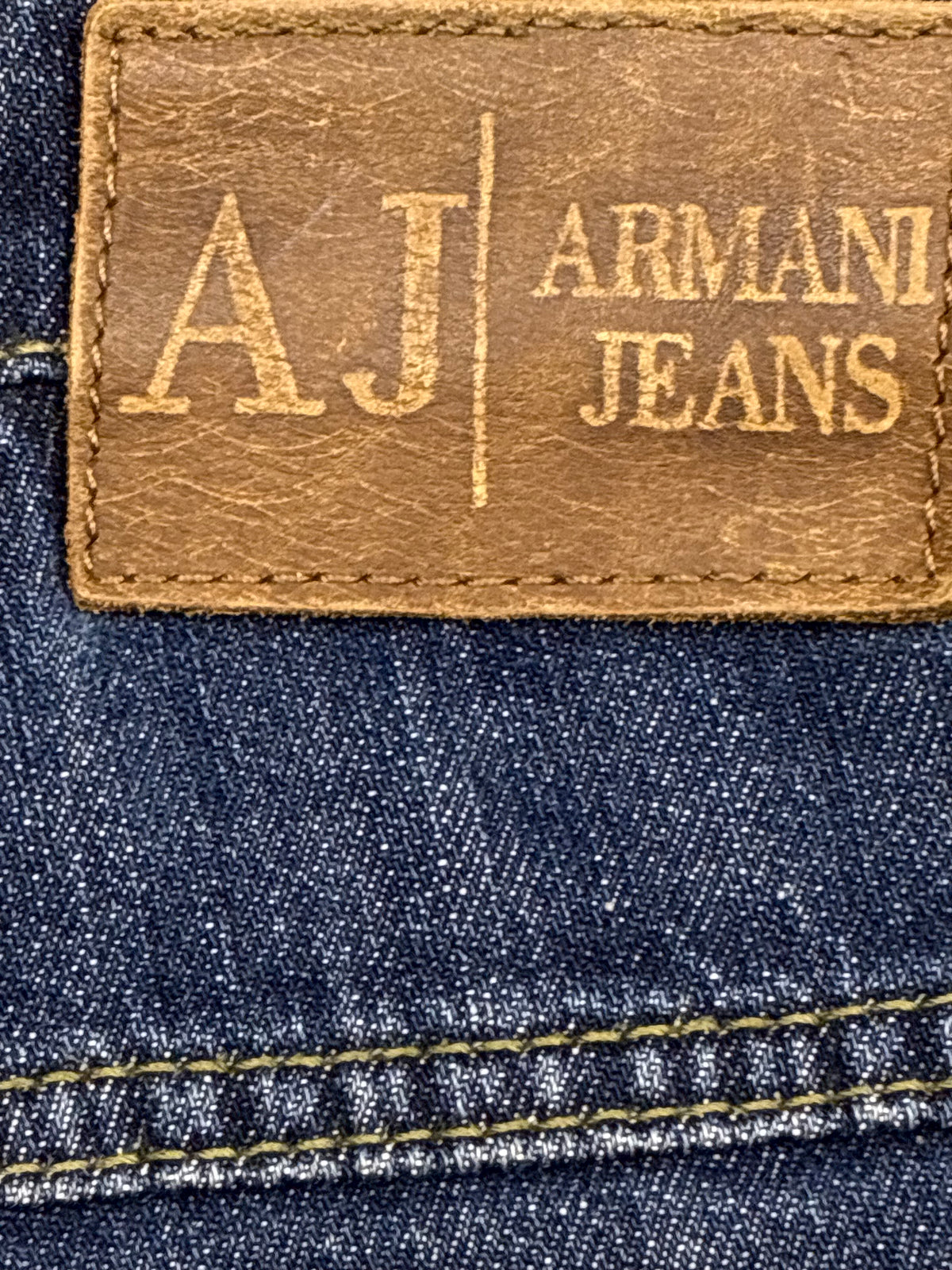 vintage Armani jeans {M}