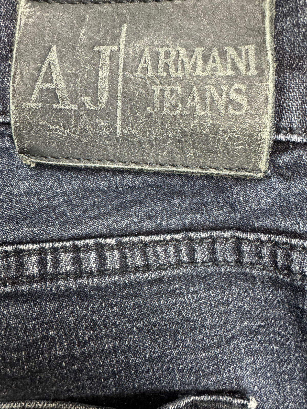 vintage Armani jeans {M}