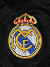 Carica l&#39;immagine nel visualizzatore di Gallery, vintage Adidas Real Madrid 2004-2005 away jersey {XL}
