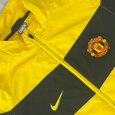 vintage Nike Manchester United tracksuit {XL}