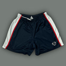 Load image into Gallery viewer, vintage Nike shorts {S}
