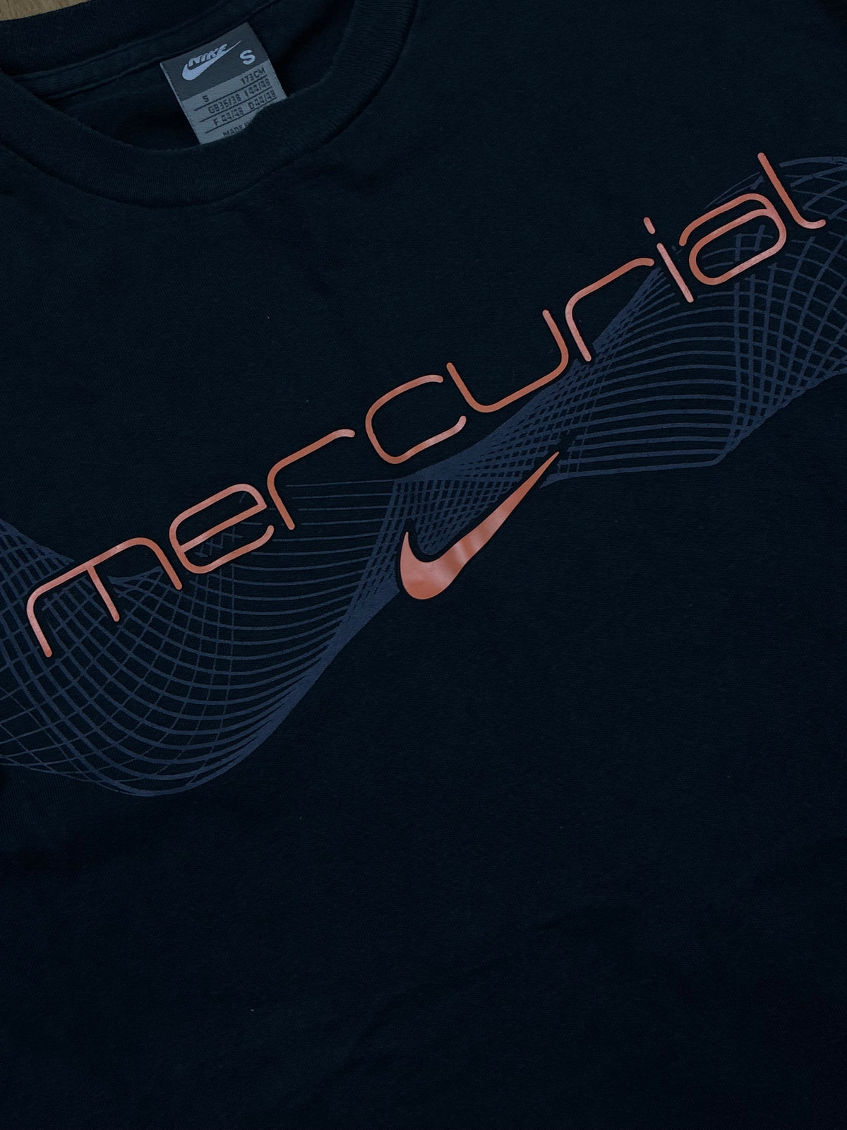 vintage Nike Mercurial t-shirt {S}