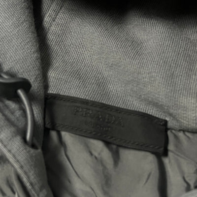 grey Prada sweatjacket {M}