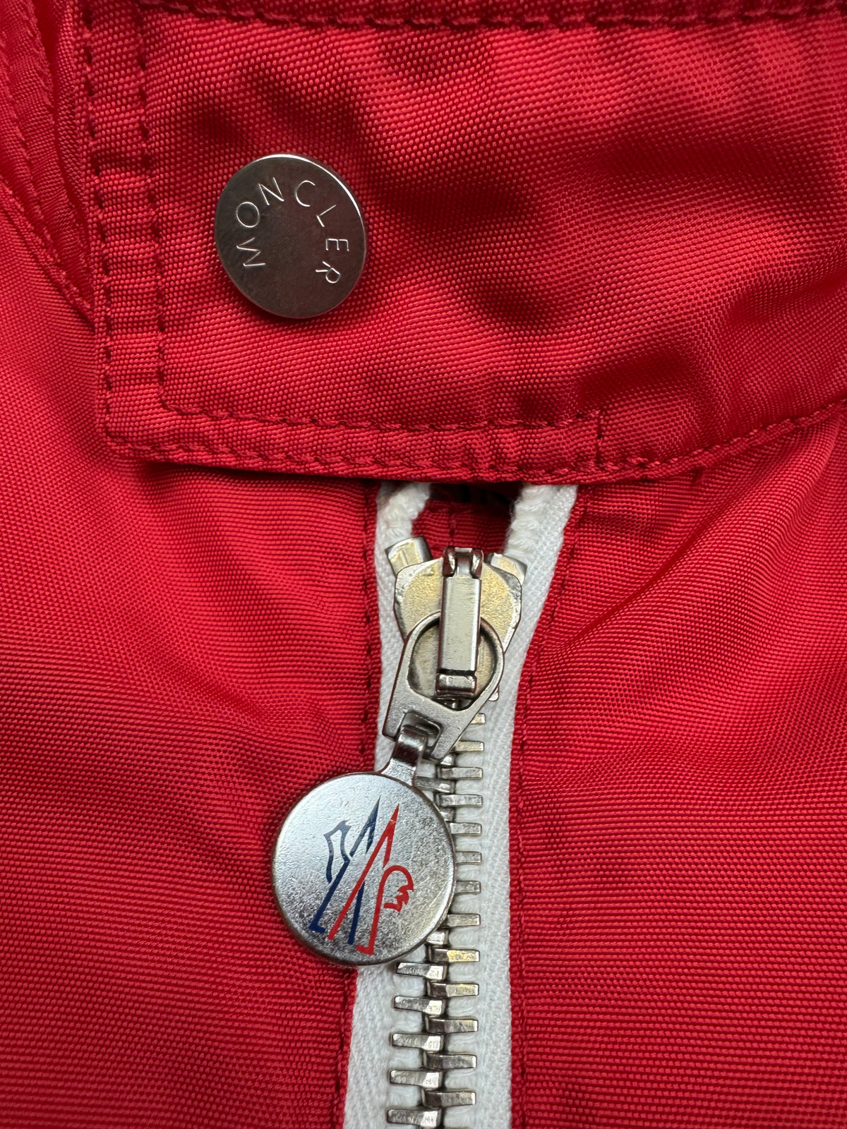 vintage Moncler windbreaker {S}
