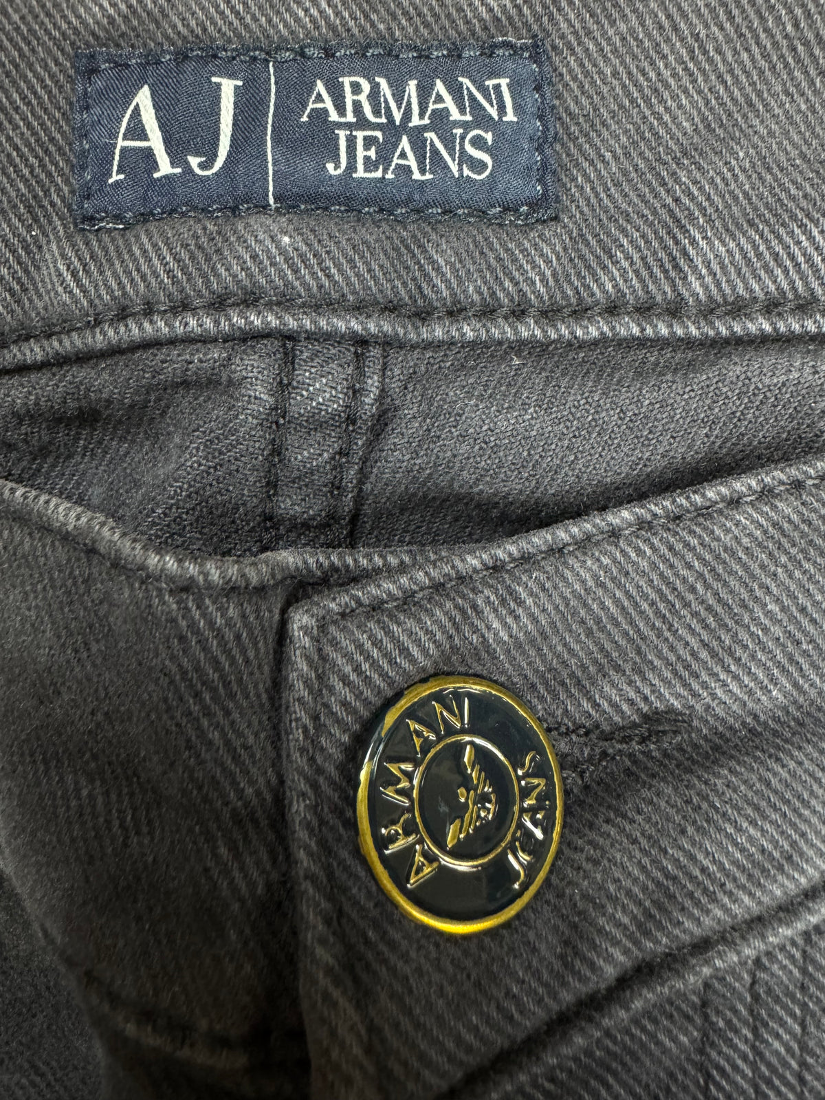 vintage Armani jeans {S}
