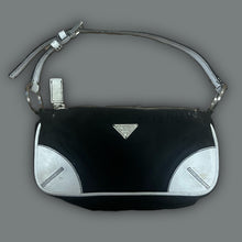 Load image into Gallery viewer, vintage mini Prada shoulderbag
