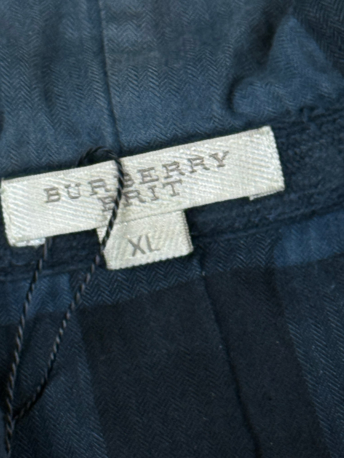 vintage Burberry sweatjacket {XL}
