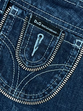 Cargar imagen en el visor de la galería, vintage Dolce &amp; Gabbana 3/4 jeans {S}
