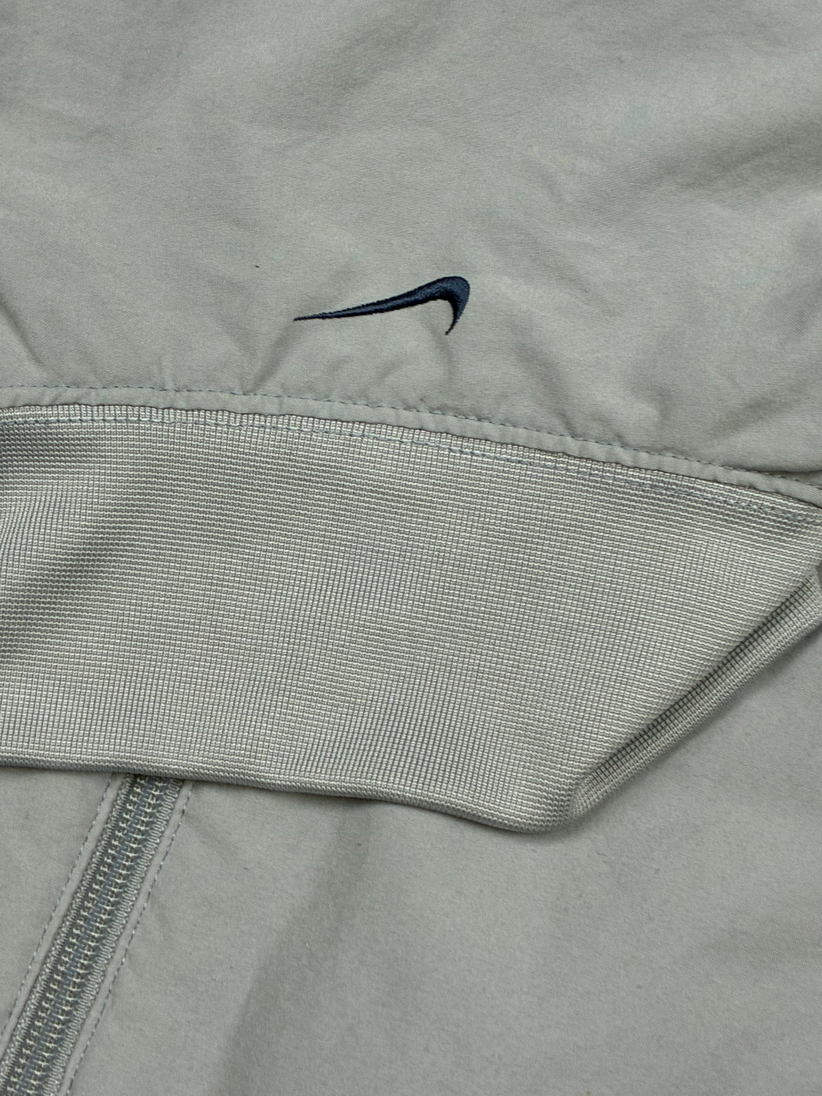 vintage Nike windbreaker {XS}