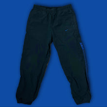 Carregar imagem no visualizador da galeria, vintage Nike trackpants {M}
