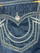 Load image into Gallery viewer, vintage True Religion jeans {XL}
