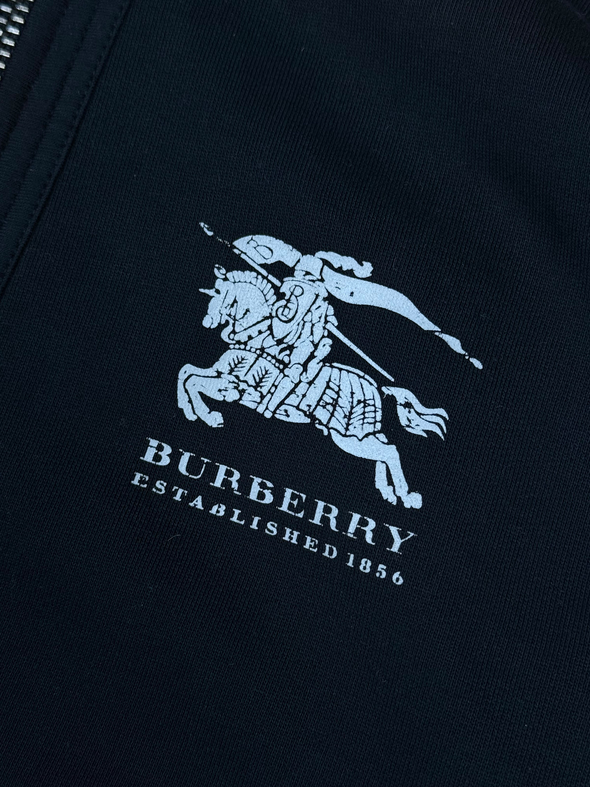 vintage Burberry sweatjacket {XL}