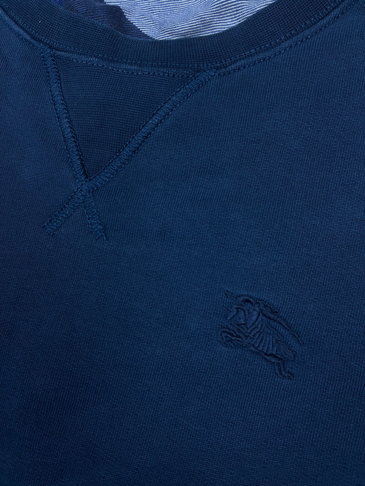 vintage Burberry sweater {M}