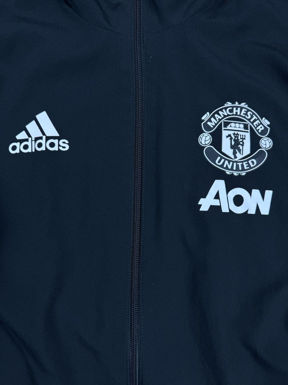 vintage Adidas Manchester United windbreaker {M}