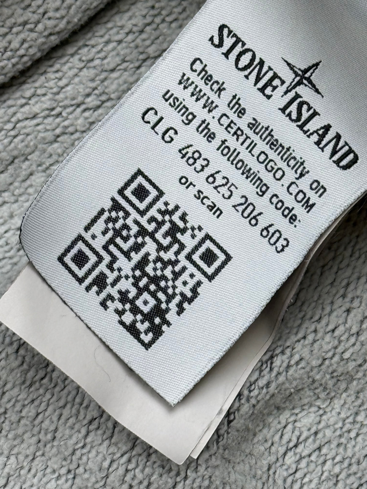 vintage grey Stone Island sweater {L}