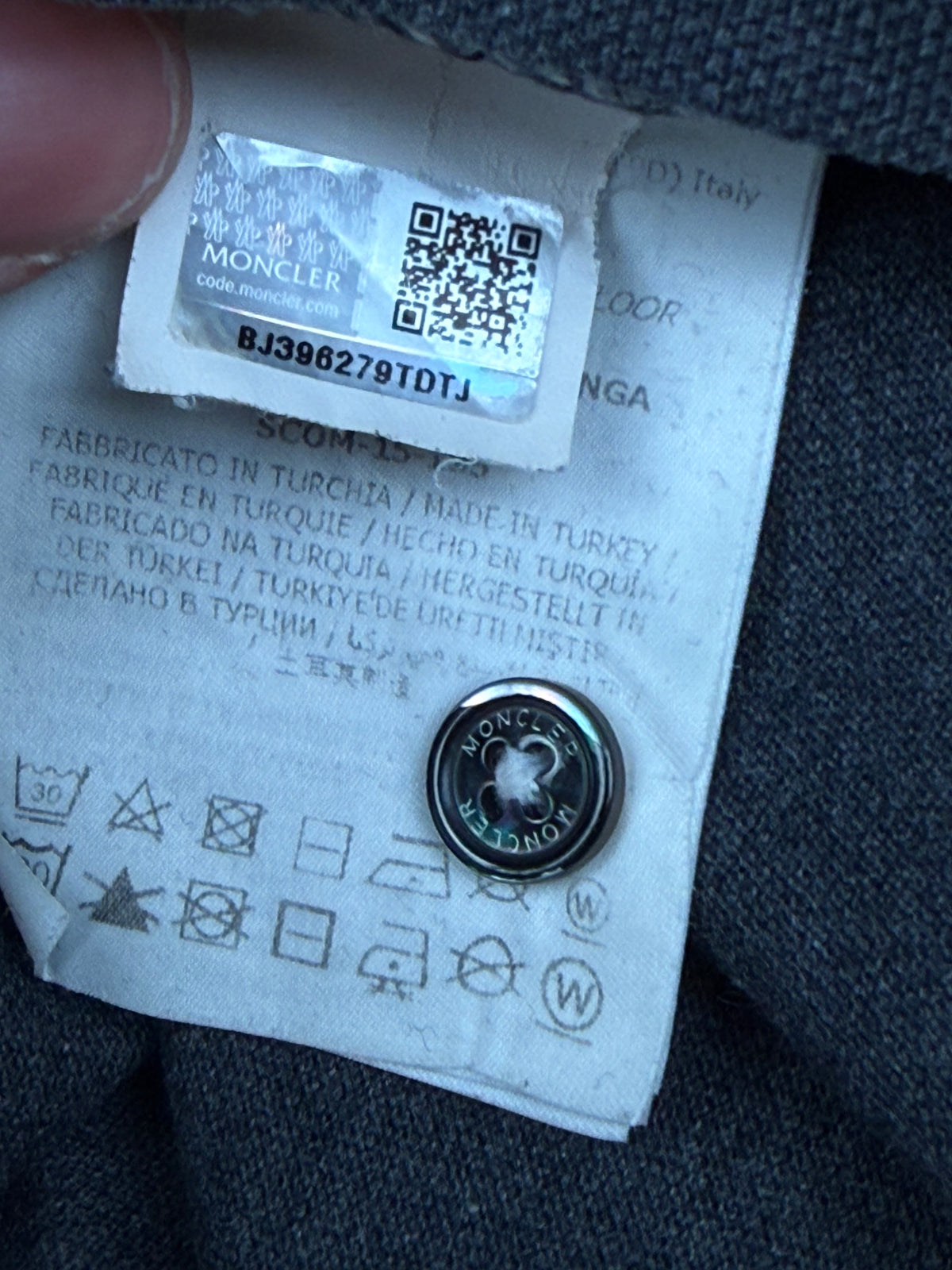 vintage Moncler polo {M}