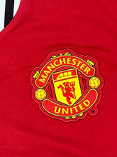 Carica l&#39;immagine nel visualizzatore di Gallery, vintage Nike Manchester United 2011-2012 home jersey {M}
