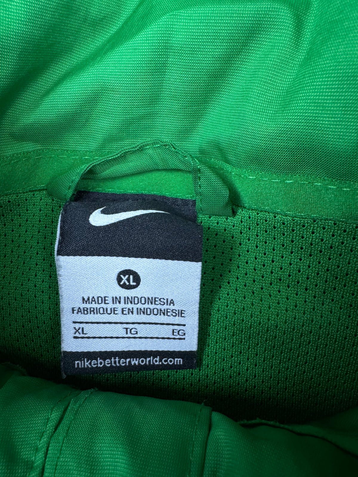 vintage Nike Fc Celtic windbreaker {XL}