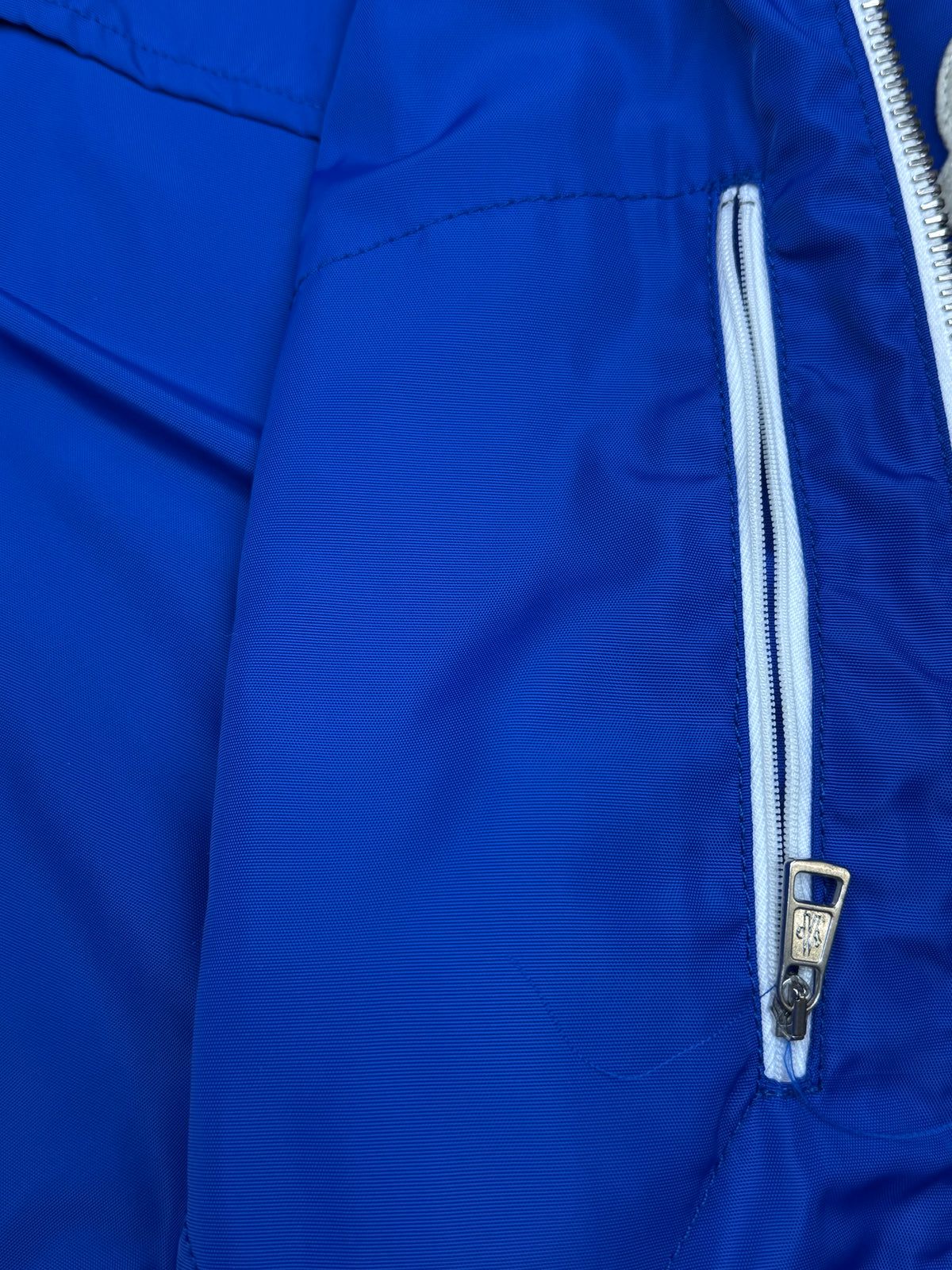 vintage Moncler windbreaker {L}