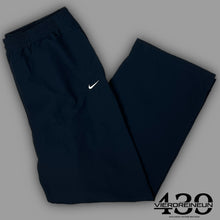 Load image into Gallery viewer, vintage Nike trackpants {M}
