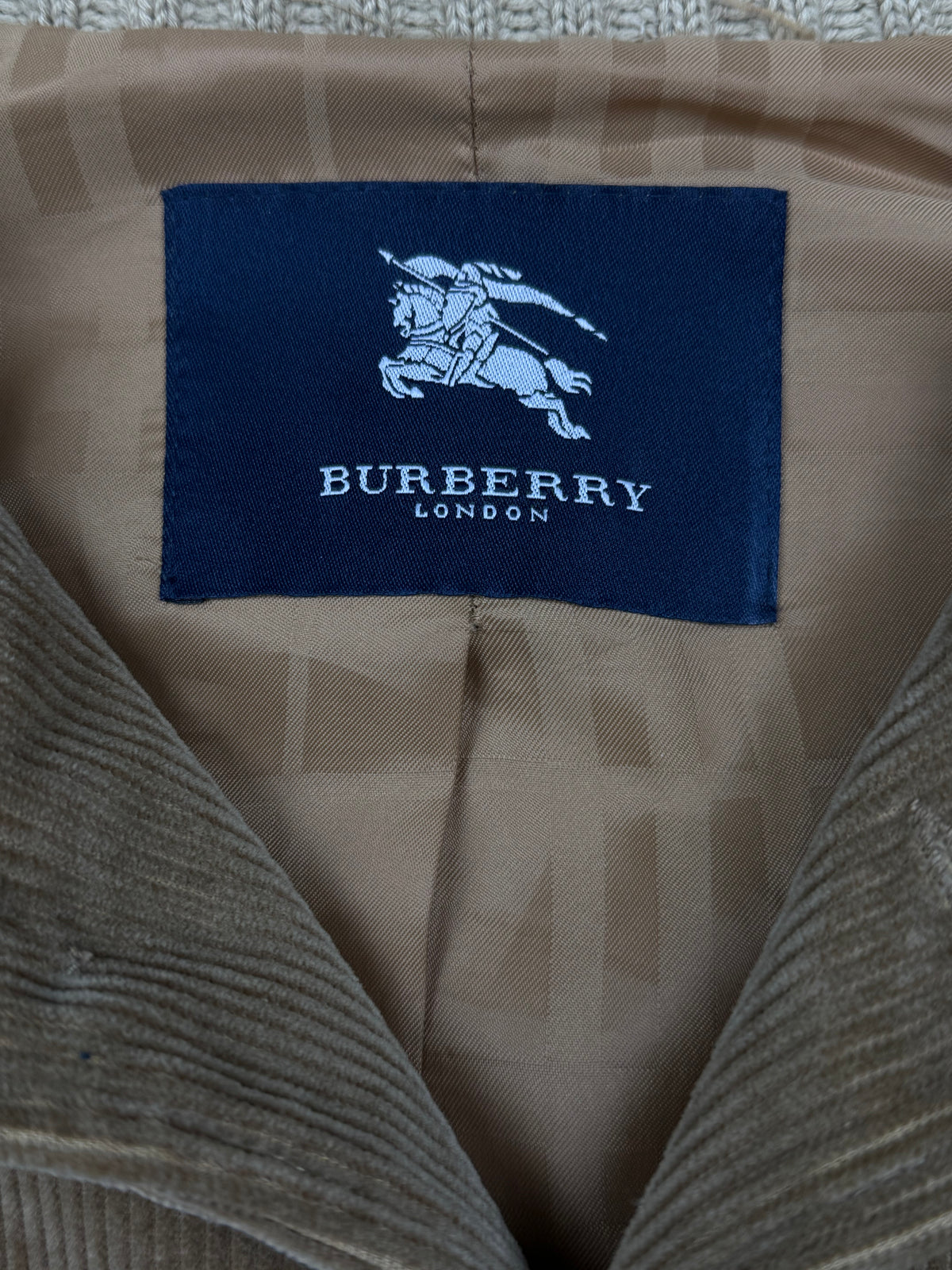 vintage Burberry coat {XL}
