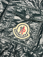 Lade das Bild in den Galerie-Viewer, vintage Moncler windbreaker {M}
