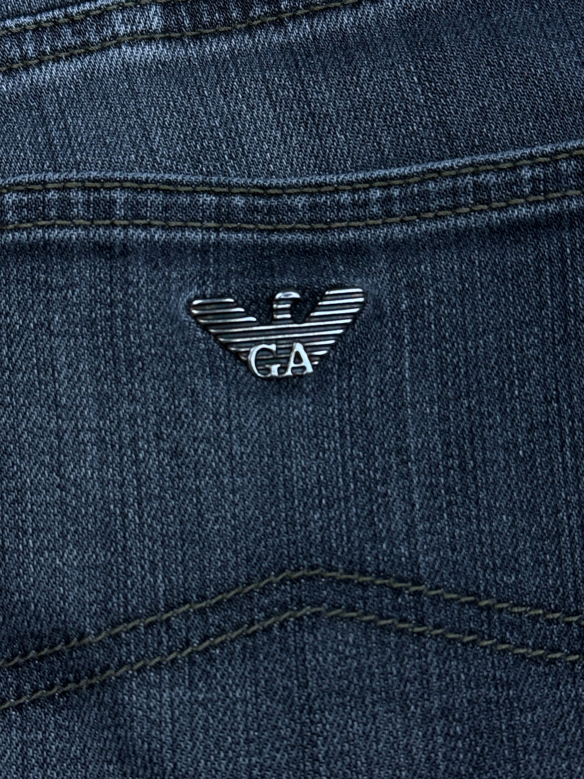 vintage Armani jeans {M}