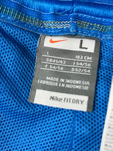 Cargar imagen en el visor de la galería, vintage Nike Inter Milan trackpants {L}
