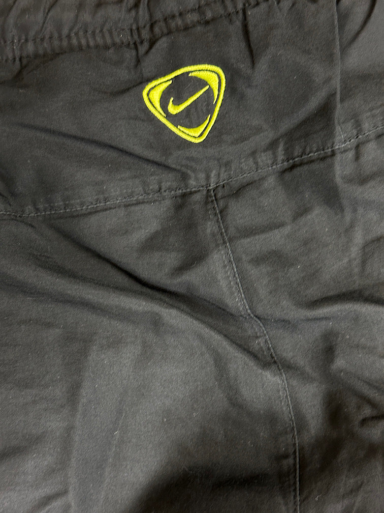 vintage Nike Fc Celtic trackpants {S}