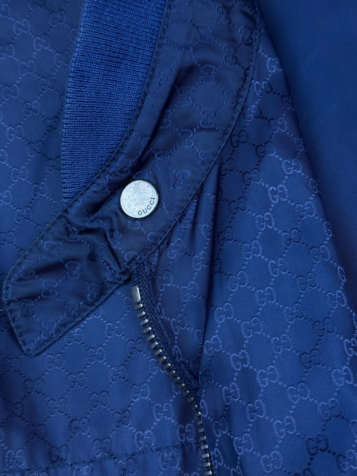 vintage Gucci monogram windbreaker {M}