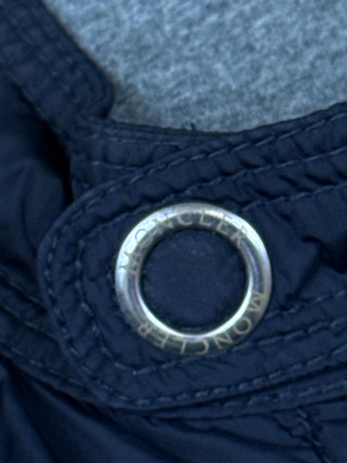 vintage navyblue Moncler windbreaker {XL}