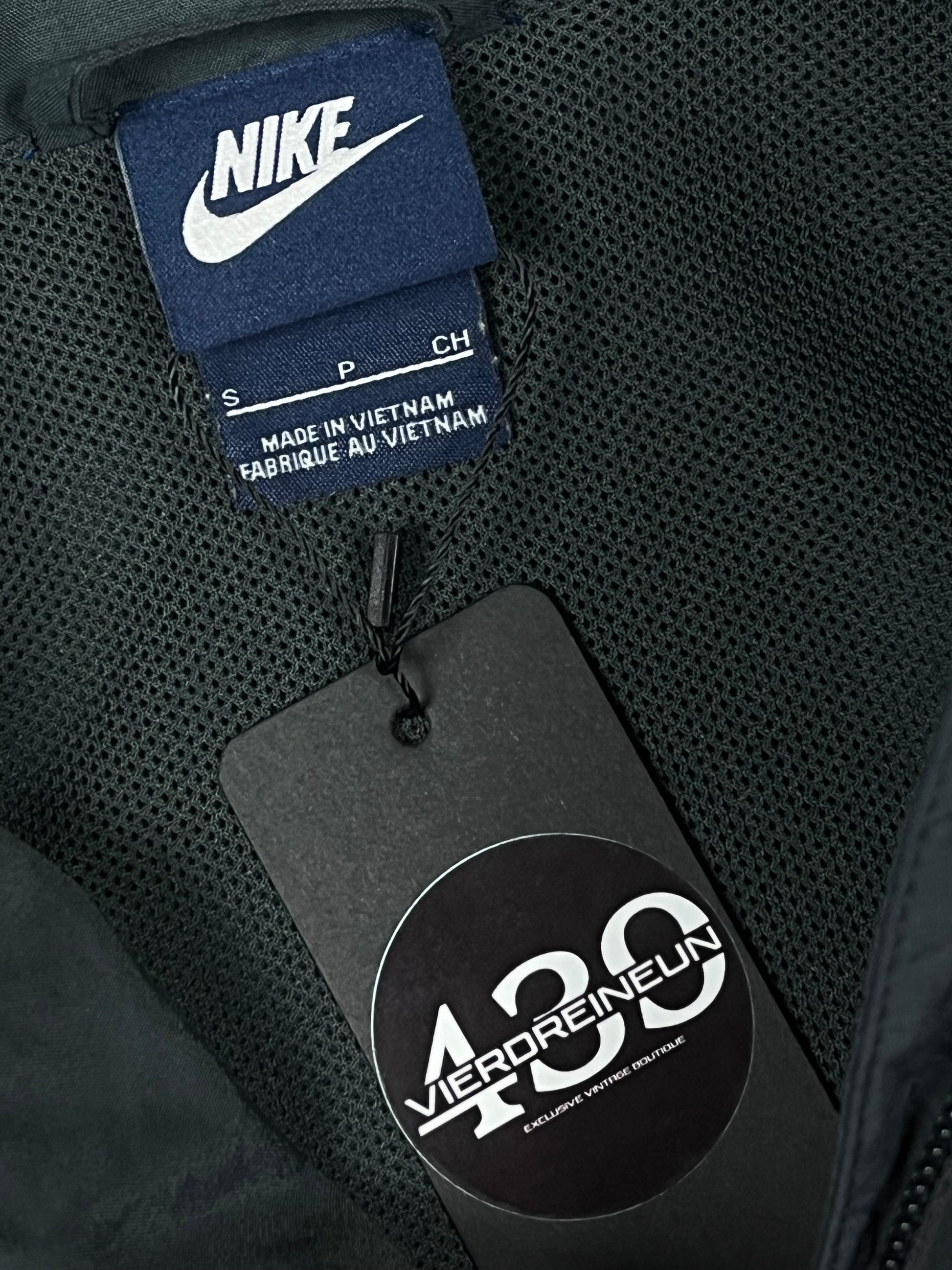 vintage Nike windbreaker {S}